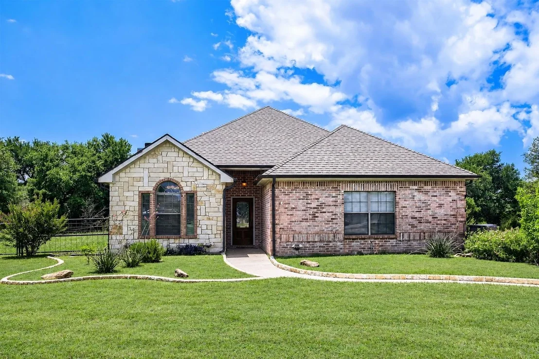 Photo of 131 Avalon Drive