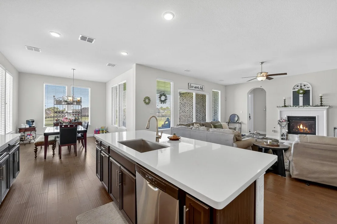 Photo of 1420 Wolf Ridge Run