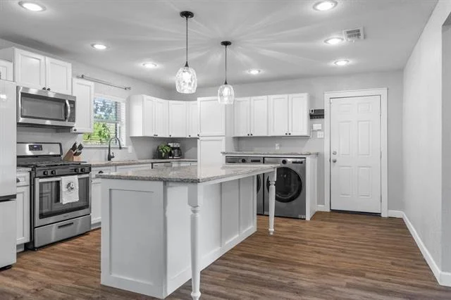 Photo of 316 W 3rd Street
