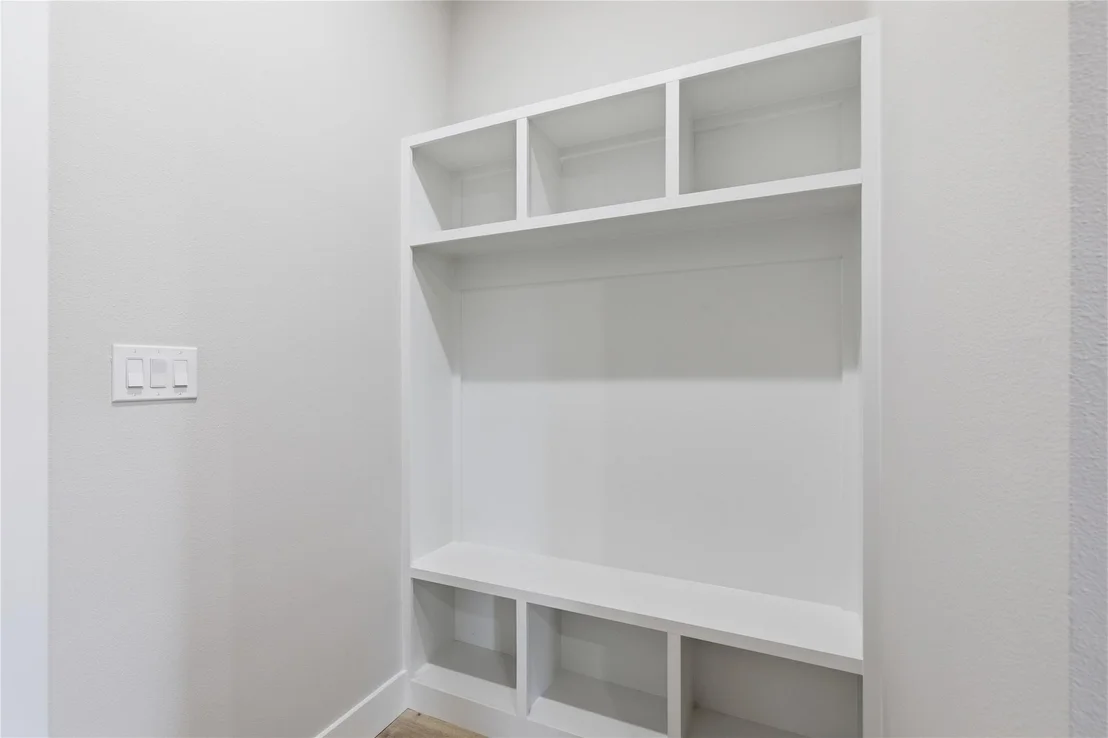 Photo of 713 Anne Road