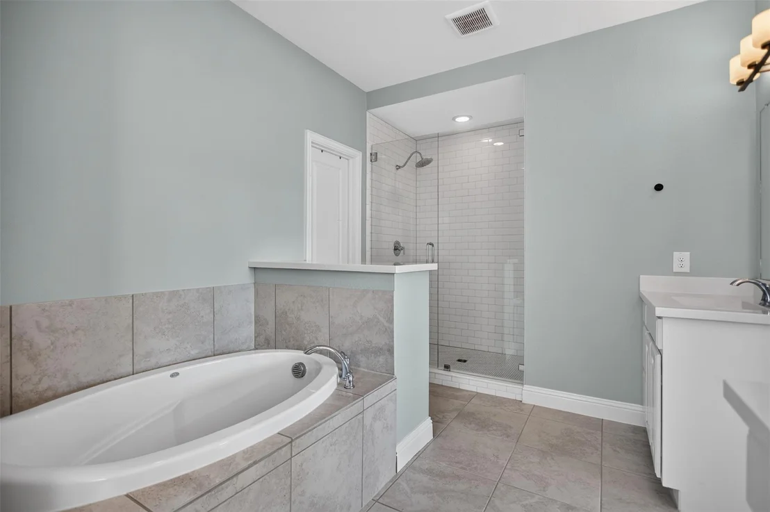 Photo of 1516 Tavistock Road
