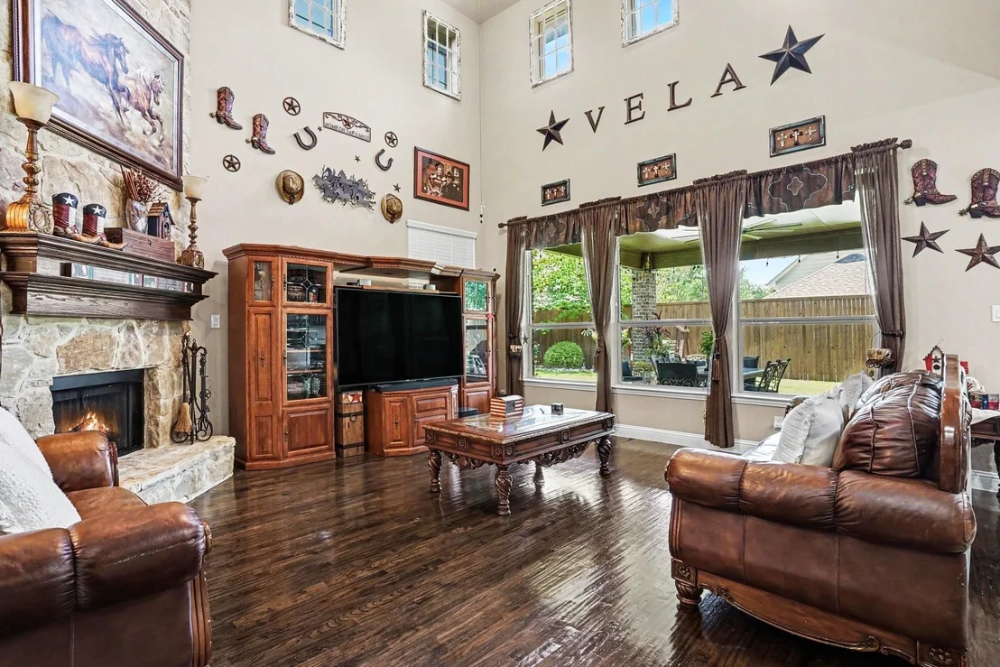 Photo of 458 Whitewing Lane