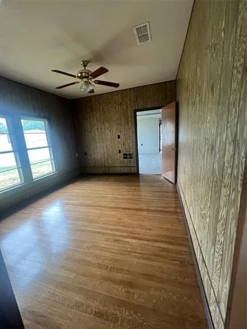 Photo of 340 Walnut Street