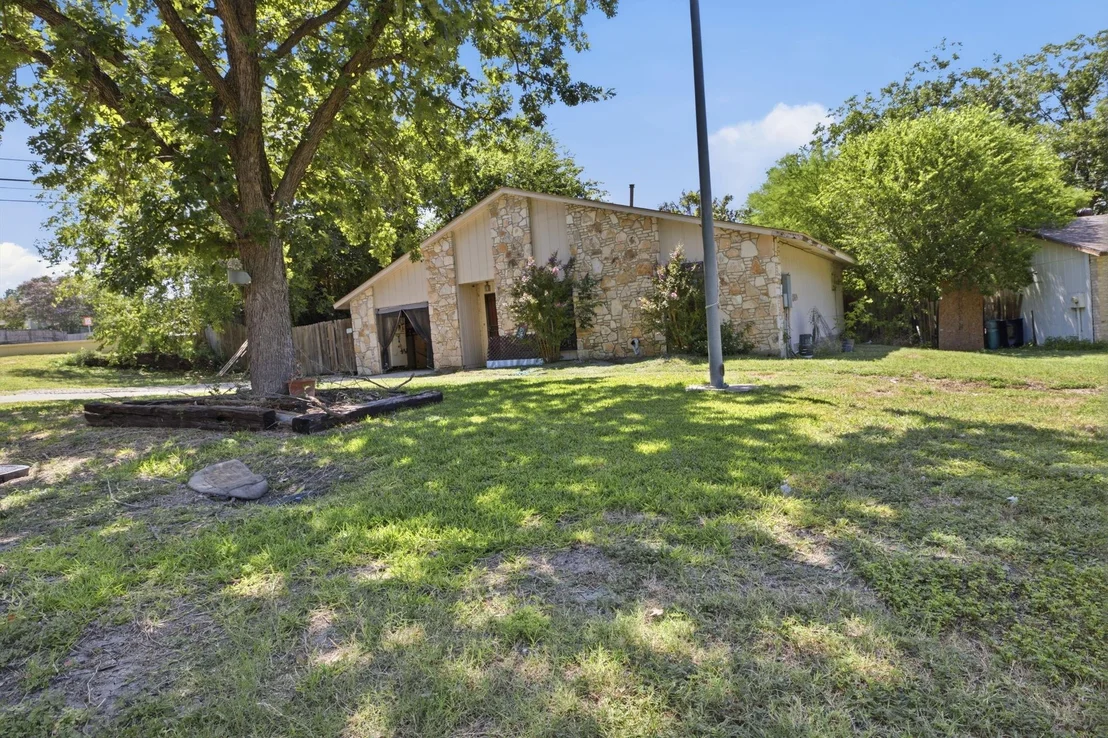 Photo of 12101 Wilderness Trail