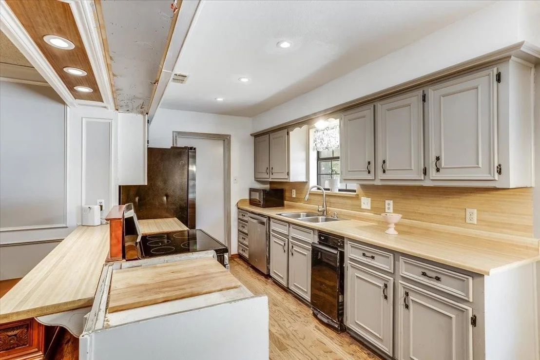 Photo of 3211 Bluegrass Drive