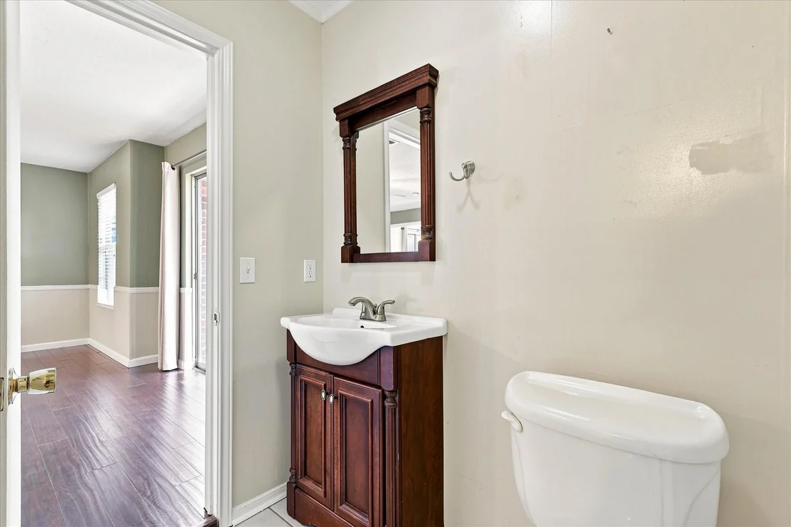 Photo of 2525 Eucalyptus Drive