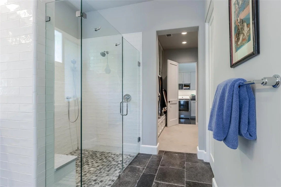 Photo of 341 Devon Drive