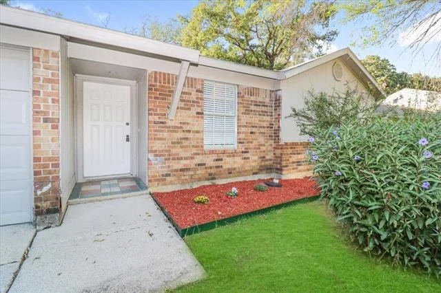 Photo of 5706 Guildwood Drive