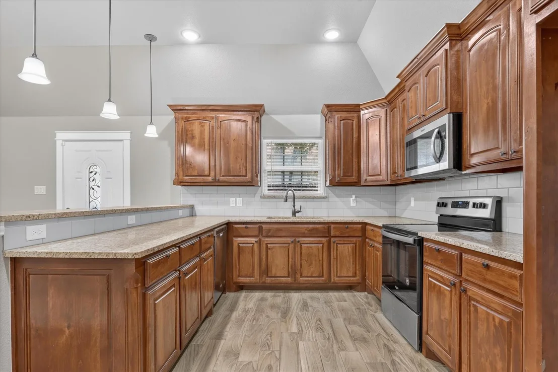 Photo of 1612 Tanglewood Drive