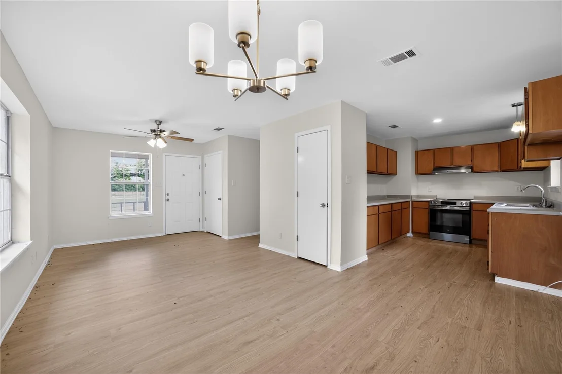 Photo of 808 Park Street