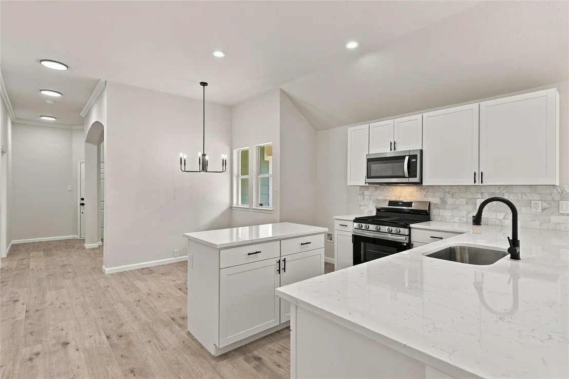 Photo of 1401 Live Oak Lane