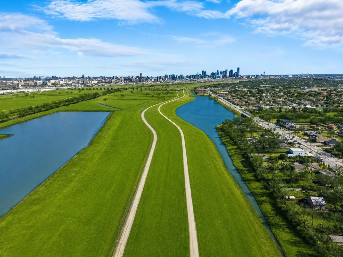 Photo of 4215 Canada Drive