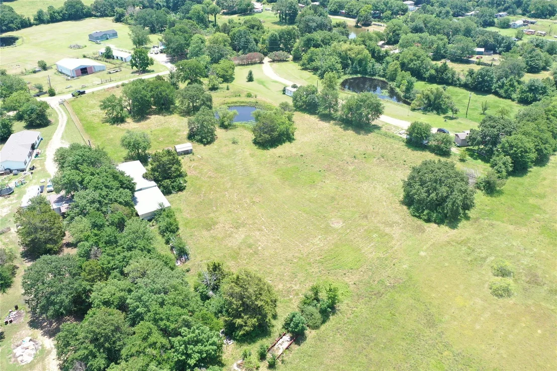 Photo of Unit B at 381 Paddock Drive