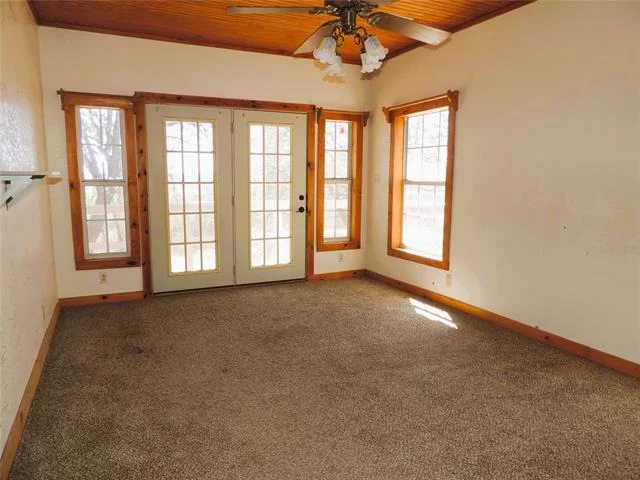Photo of 550 Chaparral Drive