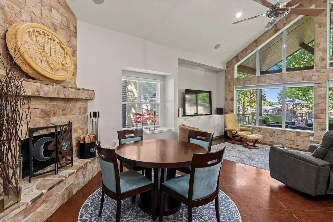 Photo of 124 Robin Hood Way