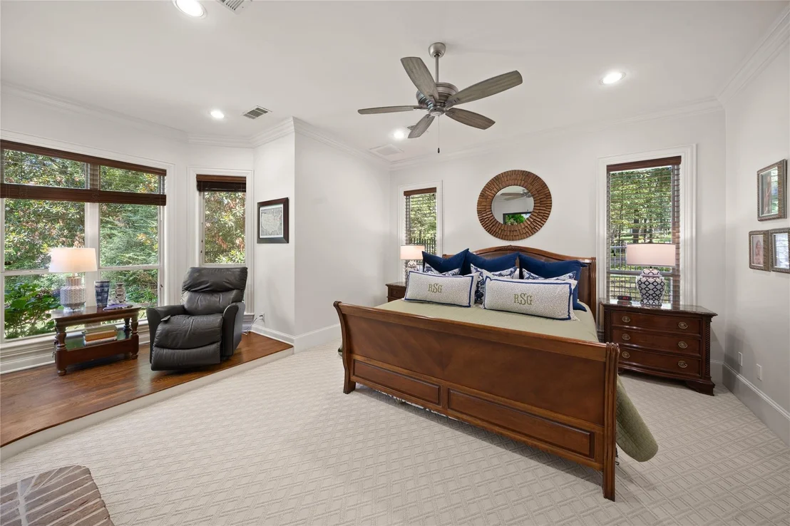 Photo of 1950 Stonehill Drive