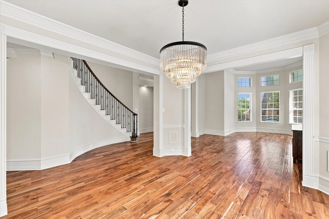 Photo of 708 Lakeway Drive