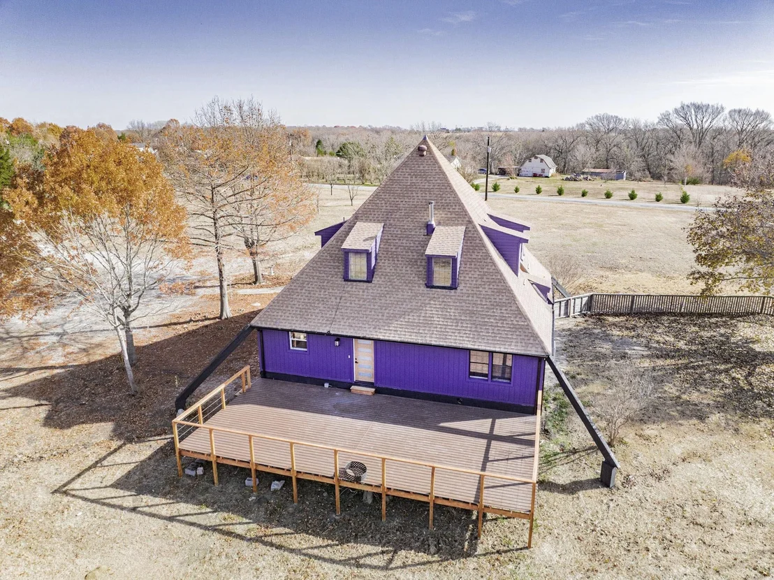 Photo of 691 Bear Road