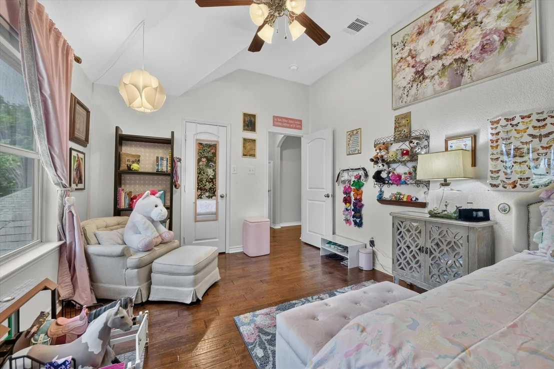Photo of 759 Peach Lane