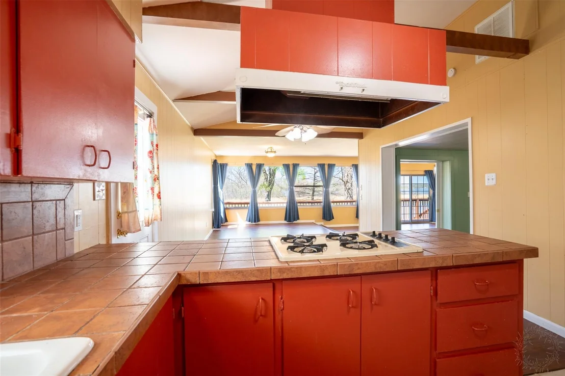 Photo of 9520 Heron Drive