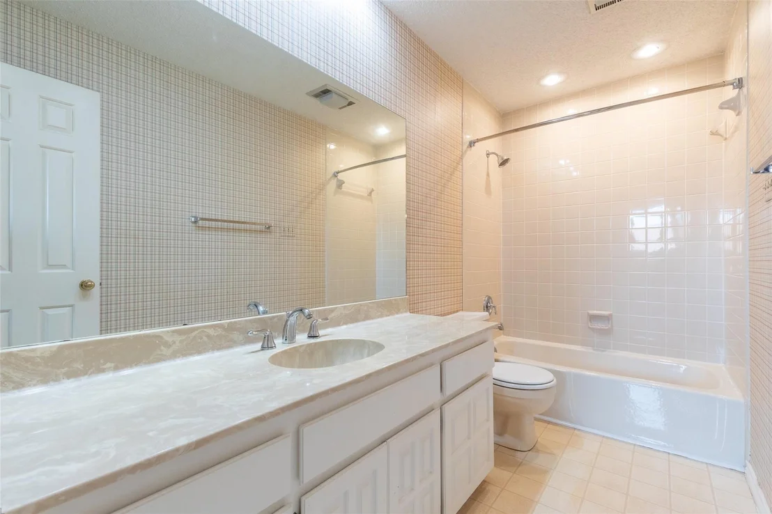 Photo of 13 Tamarisk Circle