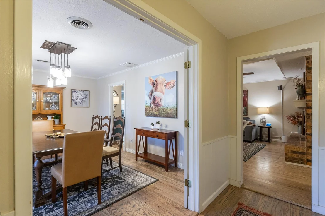 Photo of 4002 Ligustrum Drive