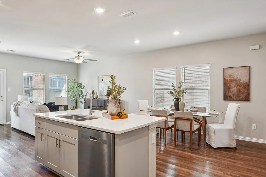 Photo of 4925 Westhill Drive