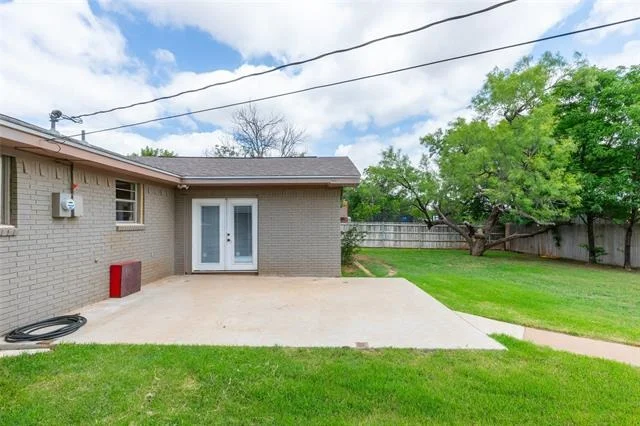 Photo of 819 Avenue Q