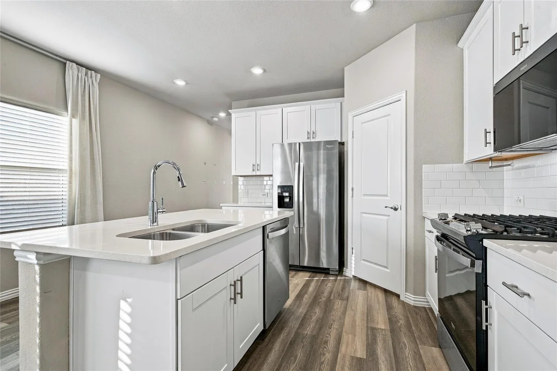 Photo of 113 Greenbriar Drive