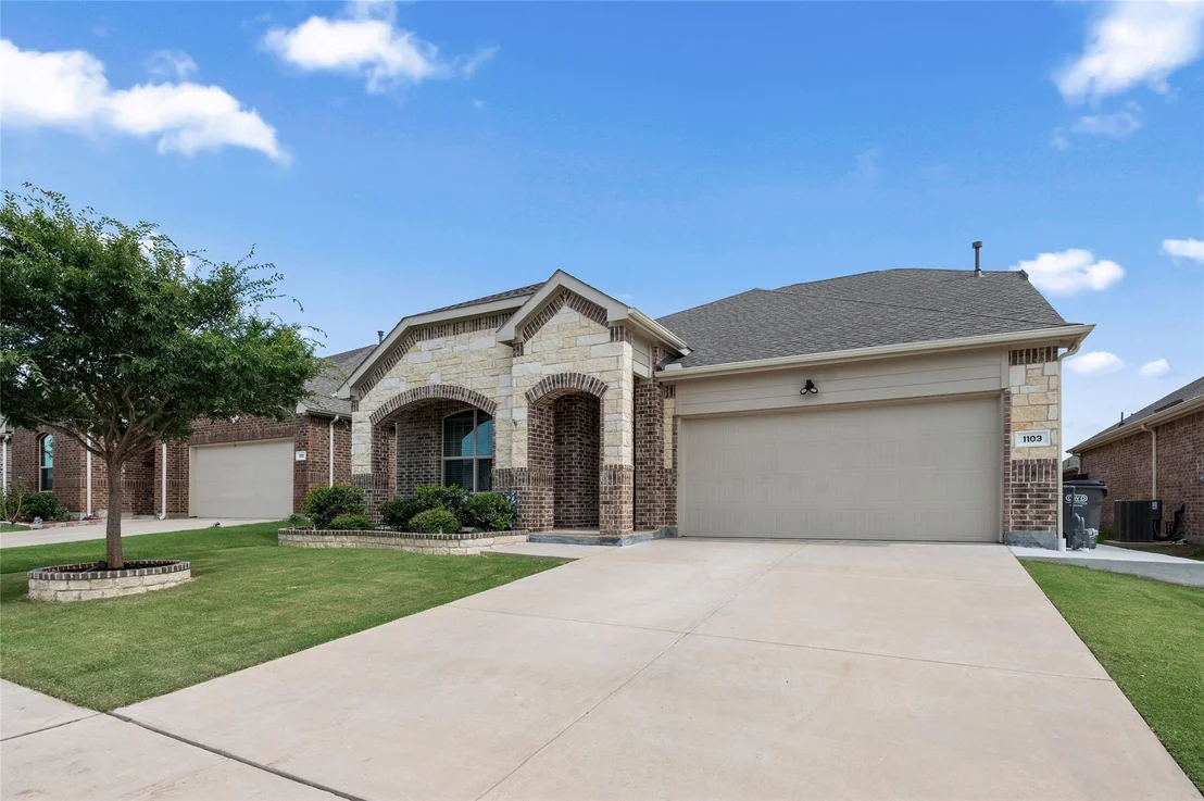 Photo of 1103 Daffodil Street