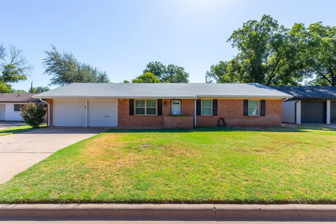 Photo of 1637 Glendale Drive