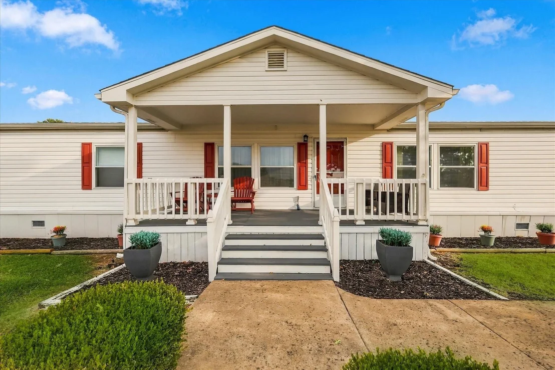 Photo of 535 Stone Ridge Drive