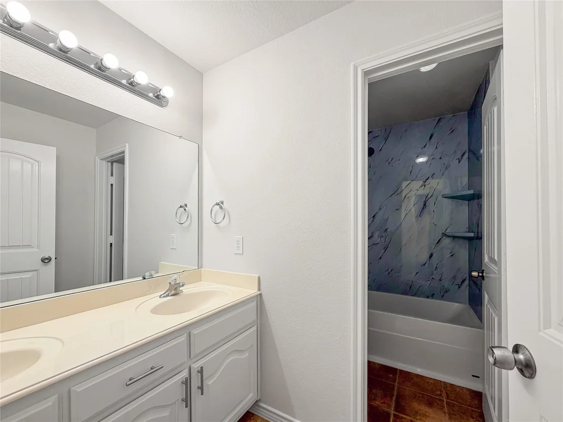 Photo of 8212 Boulder River Trail
