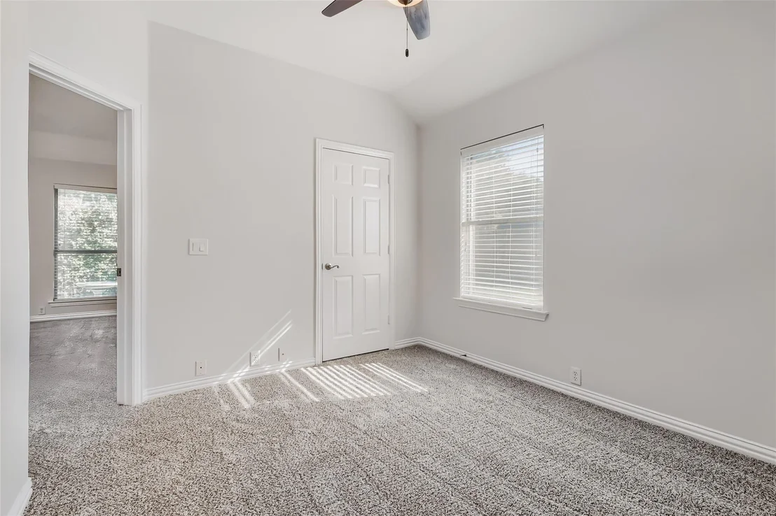 Photo of 1208 Dover Heights Trail