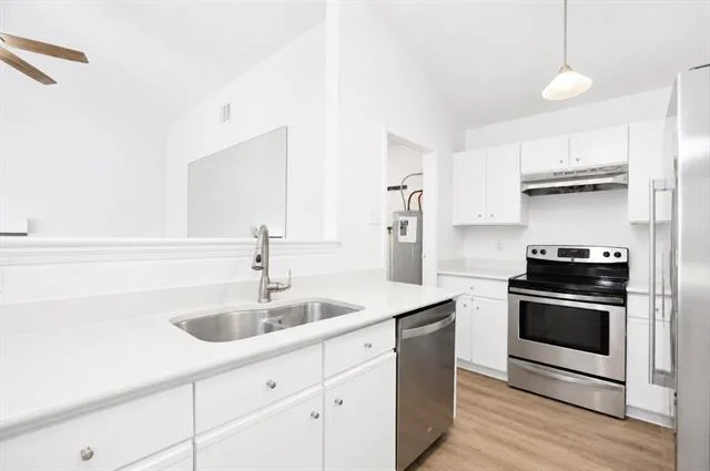 Photo of 102 Pinyon Lane