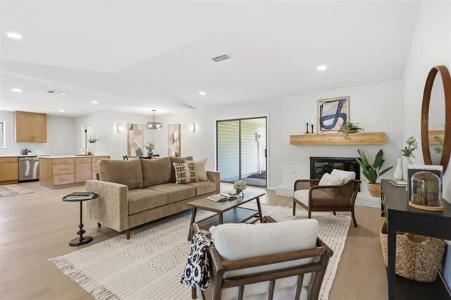 Photo of 8 Green View Circle