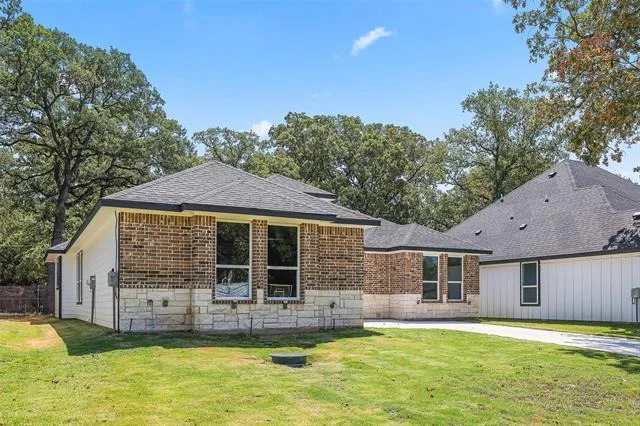 Photo of 11306 Cedar Drive