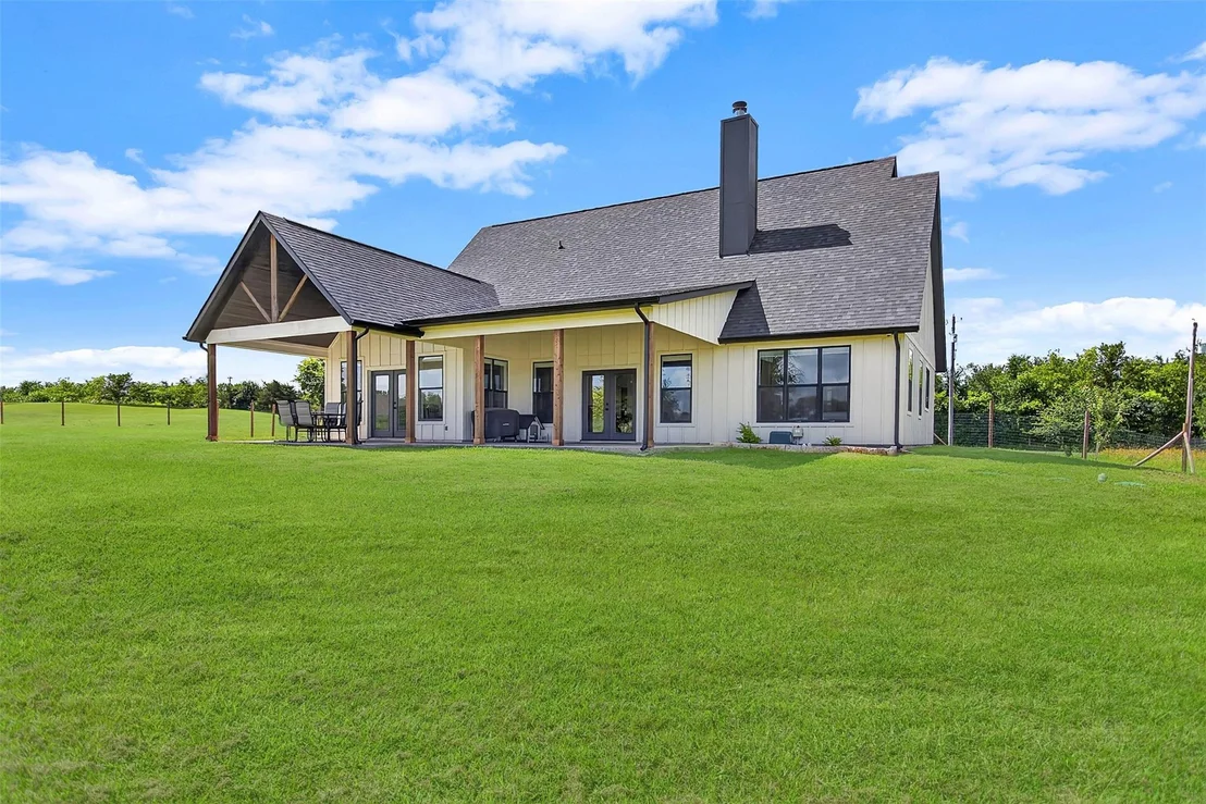 Photo of 4640 County Road 1040