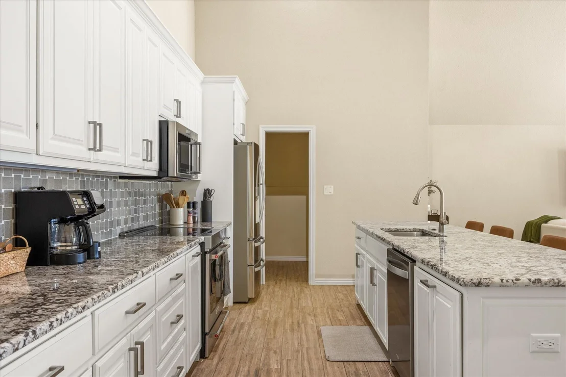 Photo of 4100 Apache Trail Court