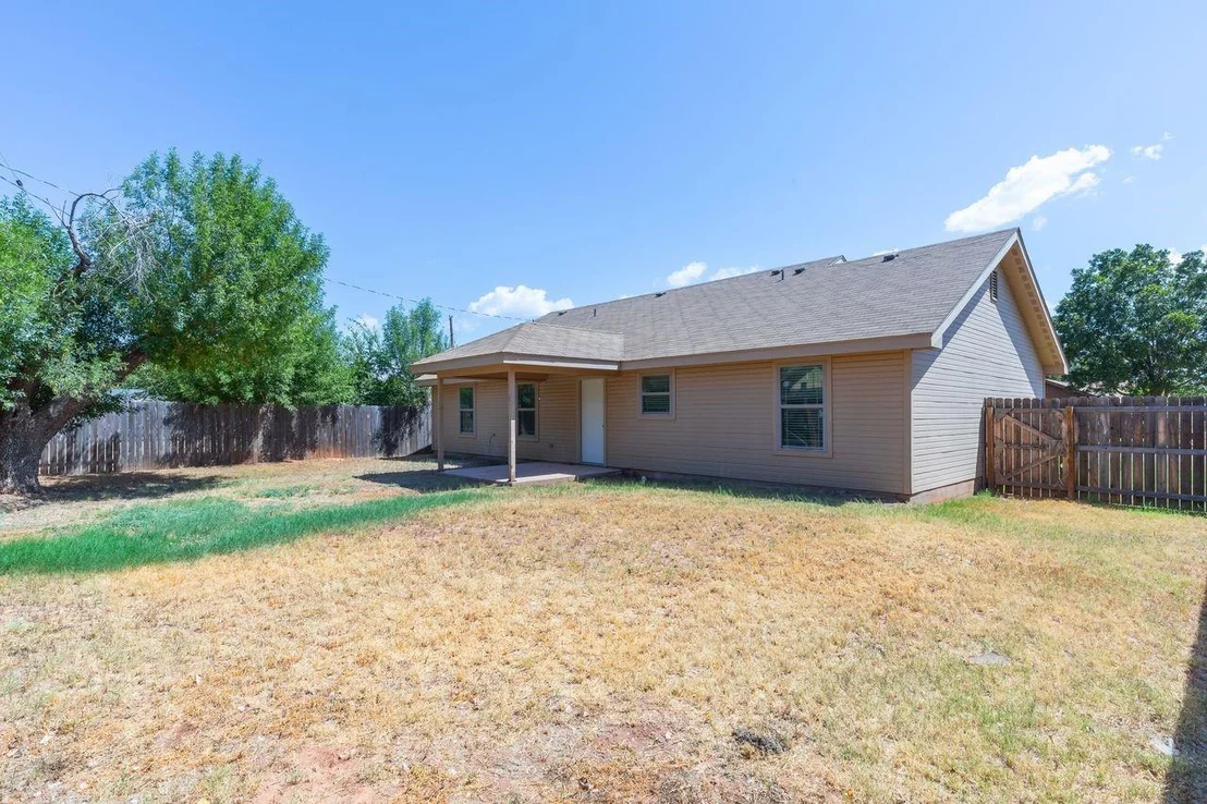 Photo of 2910 Wenwood Road