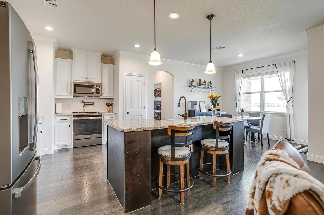 Photo of 340 Sanger Drive