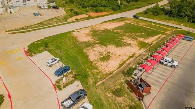 Photo of 8407 Military Drive