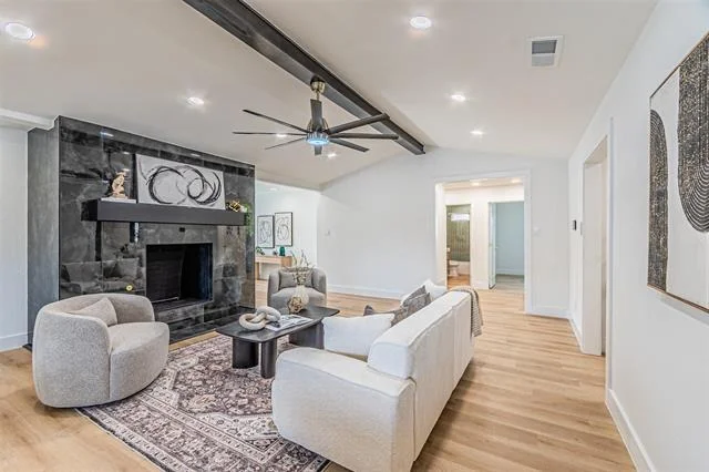 Photo of 2220 Greenvalley Drive