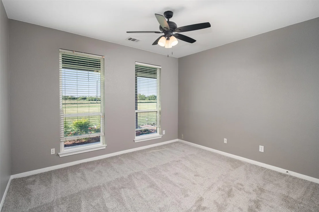 Photo of 1019 Vaughan Lane