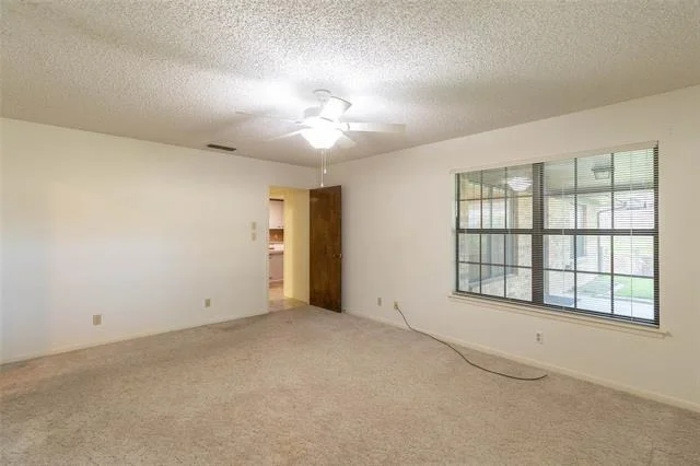 Photo of 3065 Summit Drive