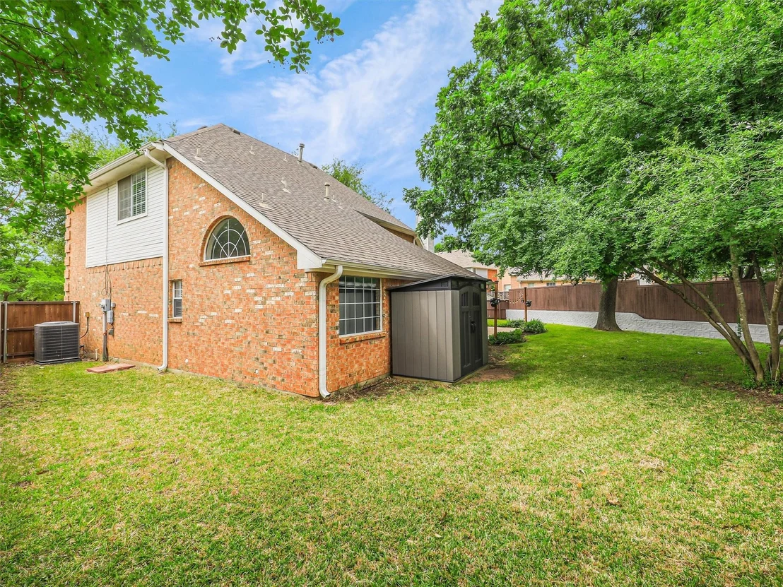 Photo of 600 Pheasant Knoll