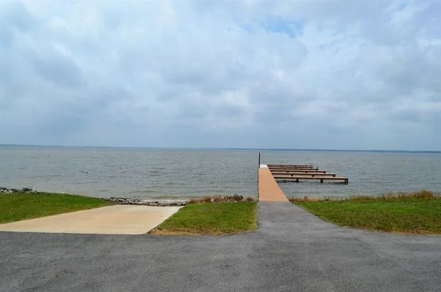 Photo of 551 Shoreline Drive