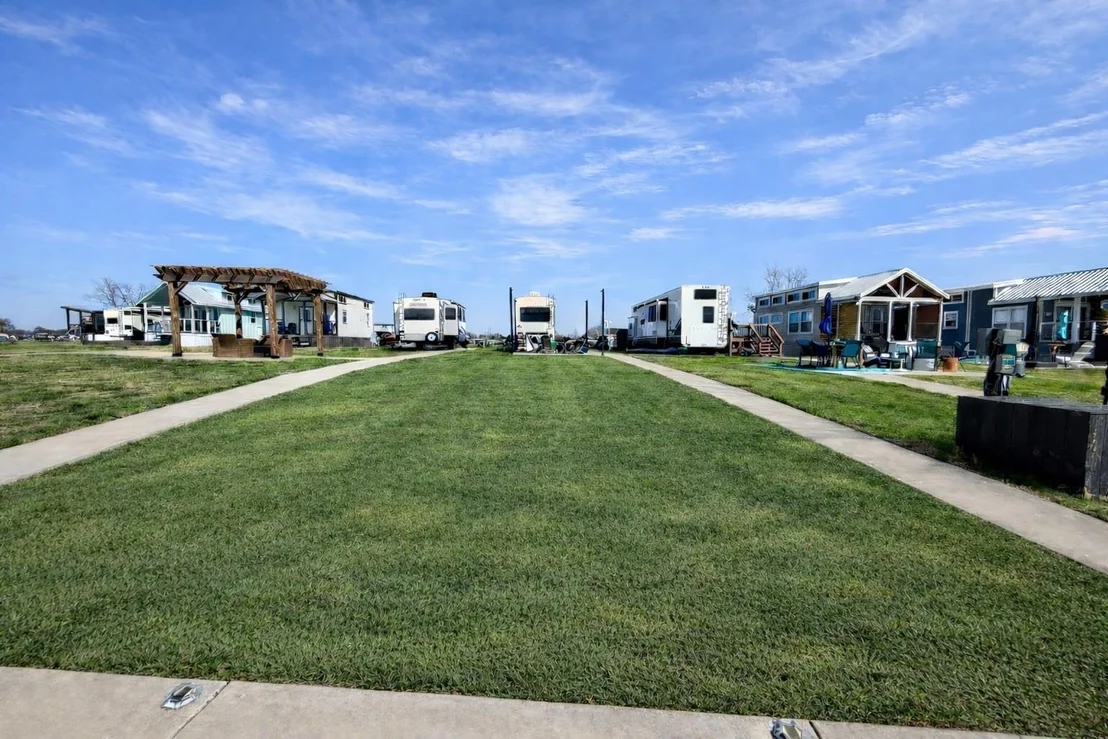 Photo of 6454 Peninsula Road