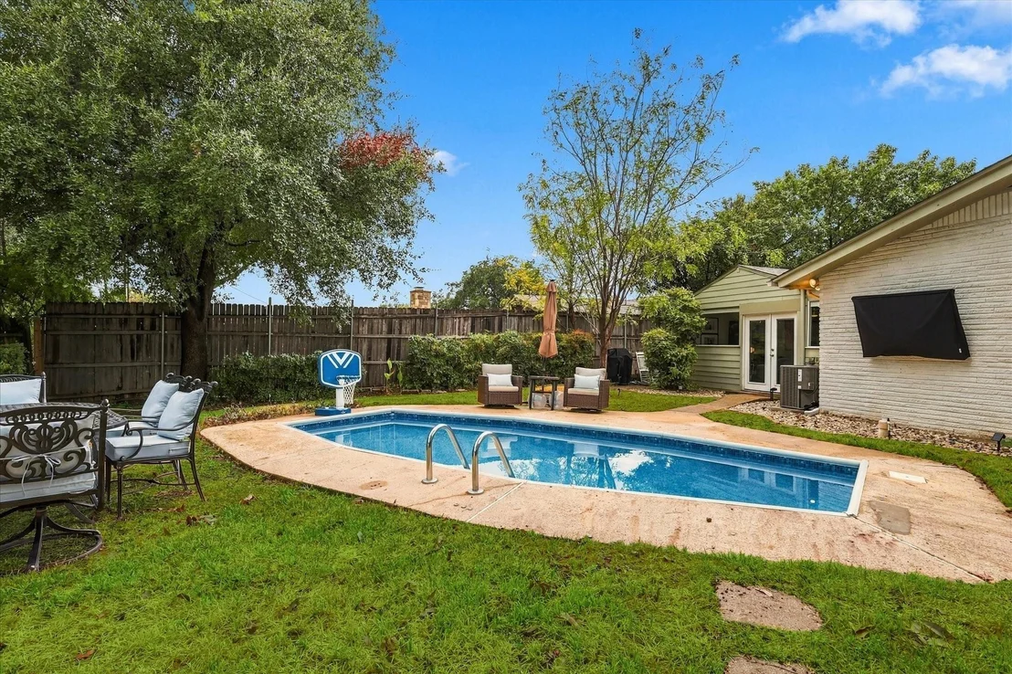 Photo of 306 W Northgate Drive