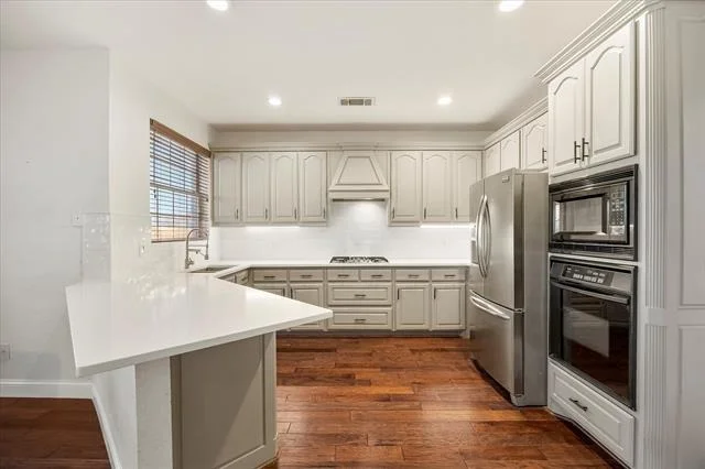 Photo of 9398 Blarney Stone Way